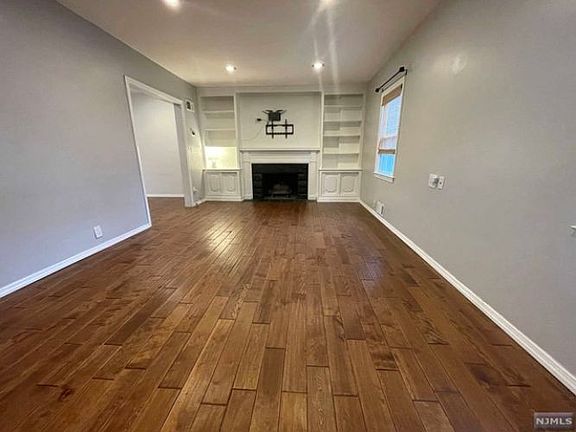3rd image of 63 Dohrman Ave