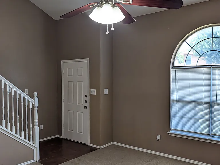 700 Flamingo Dr — Photo 3