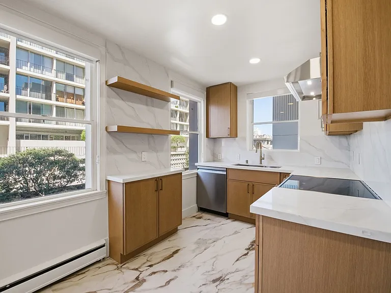1310 Jones Street — Photo 86