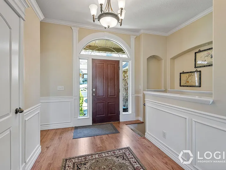 9223 Silver Lake Dr — Photo 9