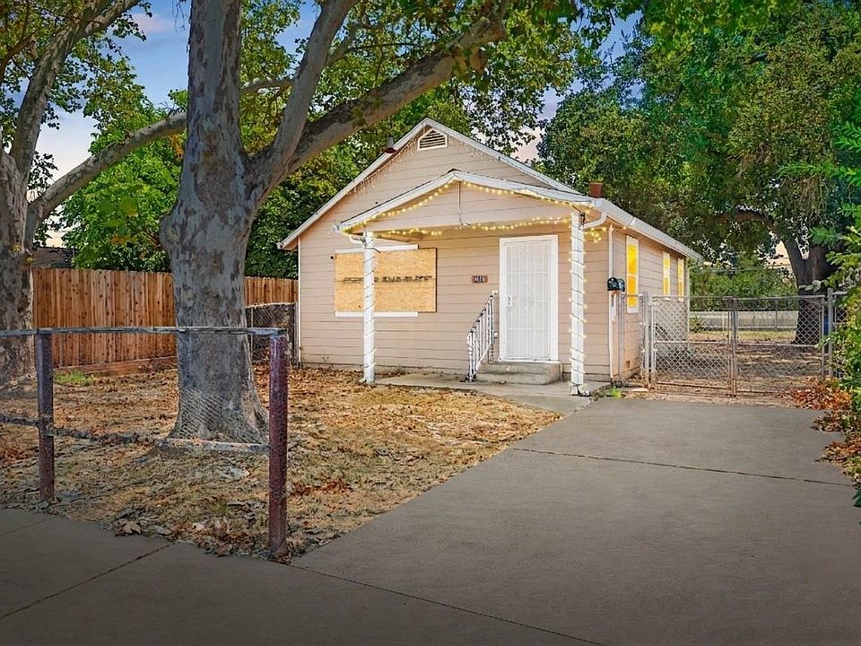 1st image of 3824 25th Ave