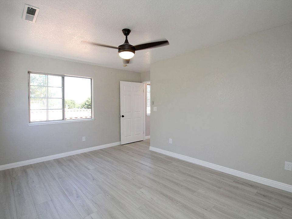 1st image of 4257.5 Santa Susana Way