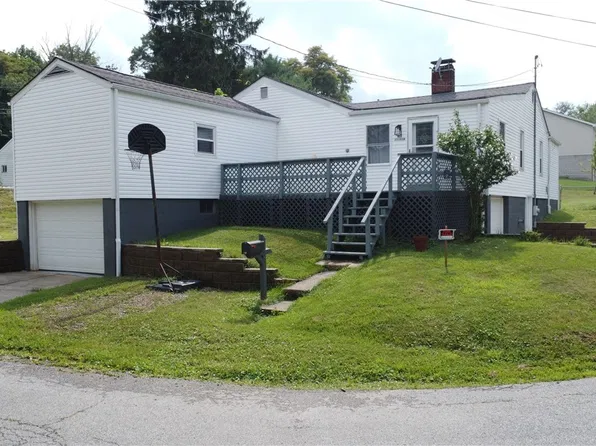 103 Jefferson St, Saint Clairsville, OH 43950