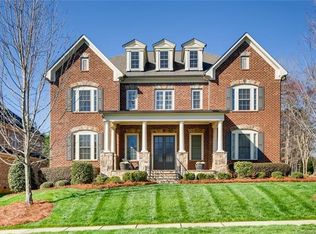 1005 Sultanna Ln, Matthews, NC 28104