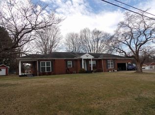 100 Cardinal Rd, Russell, KY 41169