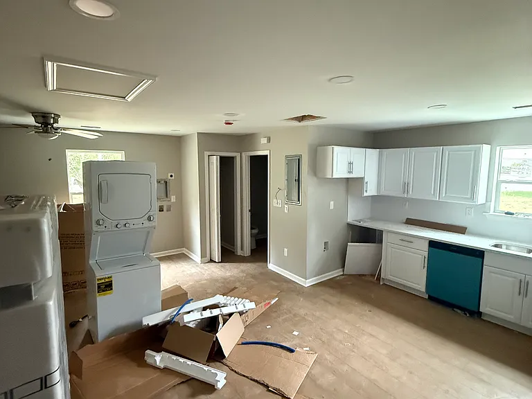 2521 Grimwood Rd #D2 — Photo 5