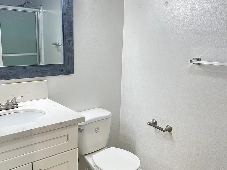 1173 Justin Ave #8 — Photo 8