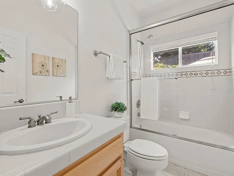4066 Plateau Cir — Photo 39