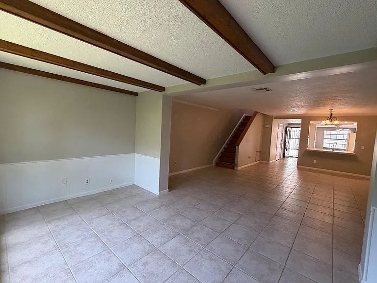 255 Paradise Blvd #10 — Photo 8