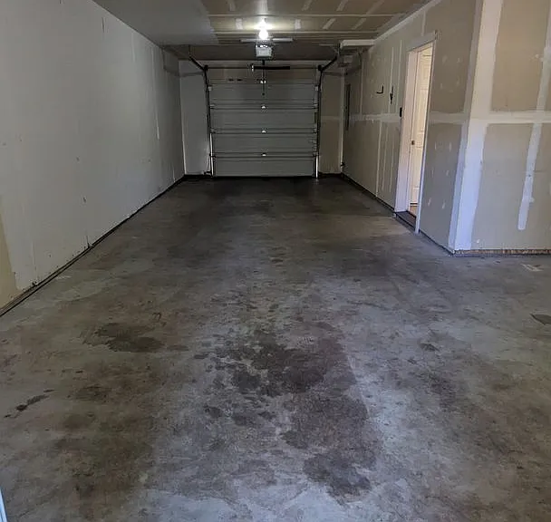 Halsey East Townhomes — Photo 60
