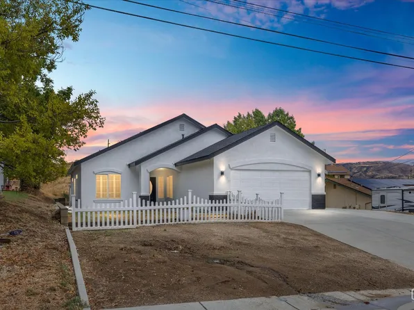 21021 Brentwood Dr, Tehachapi, CA 93561