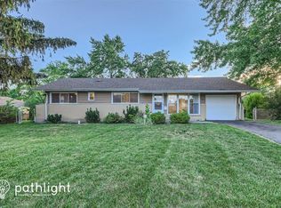 240 Illinois Blvd, Hoffman Estates, IL 60169