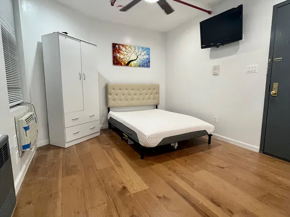 140 E 31st St APT 43, New York, NY 10016