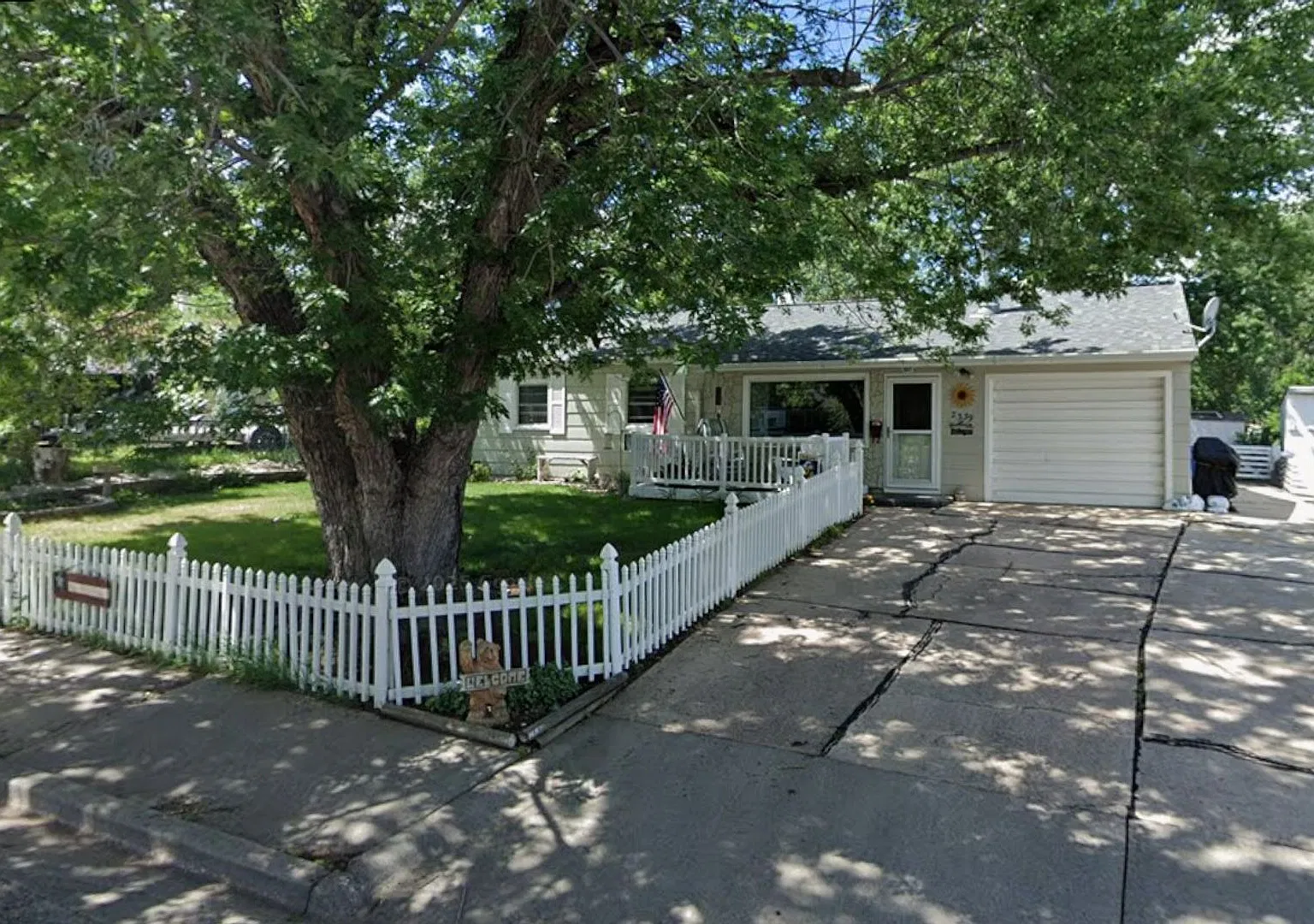 2 bedroom, 1 bath Home for Rent — Photo 1