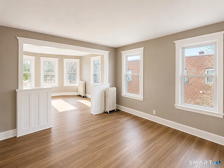 696 N Main St #2 — Photo 4