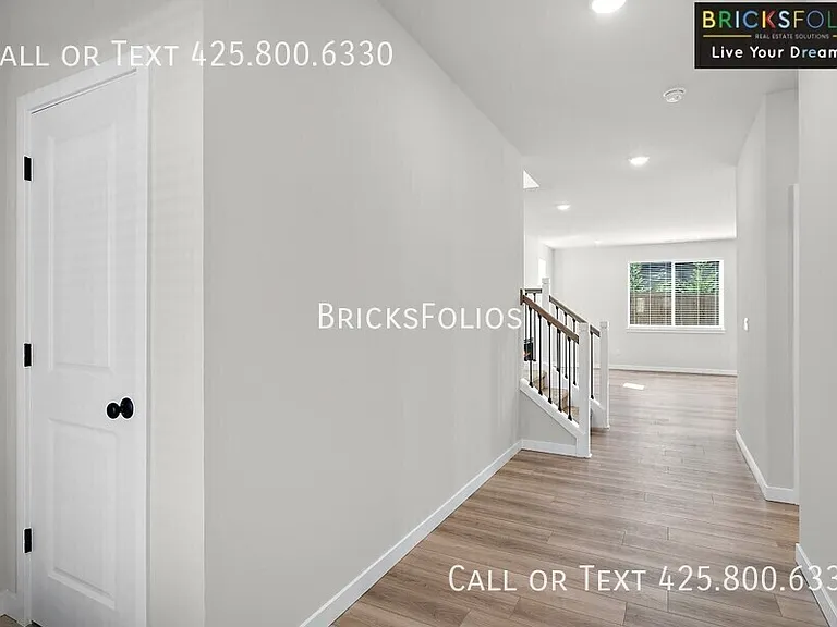 8340 52nd St NE — Photo 6