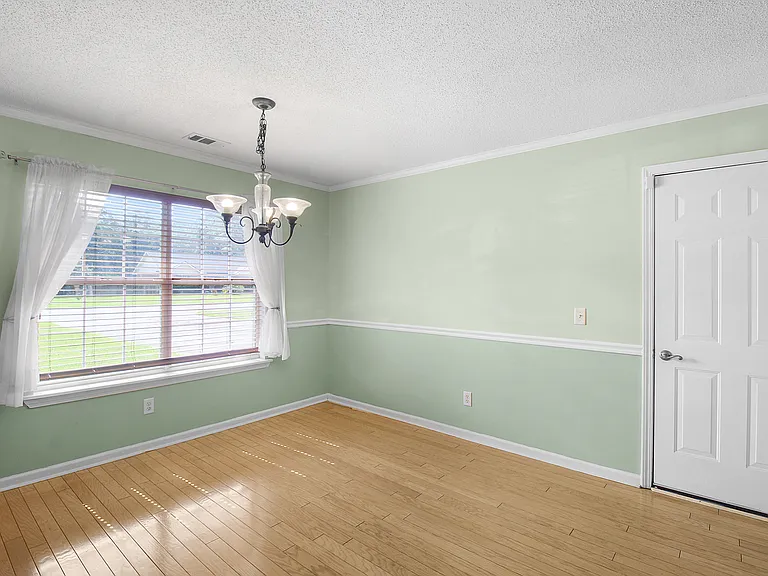 1341 Ryans Way — Photo 4