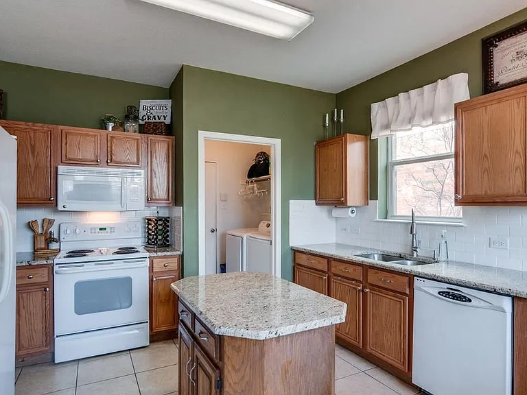 11921 Grizzly Bear Dr — Photo 12