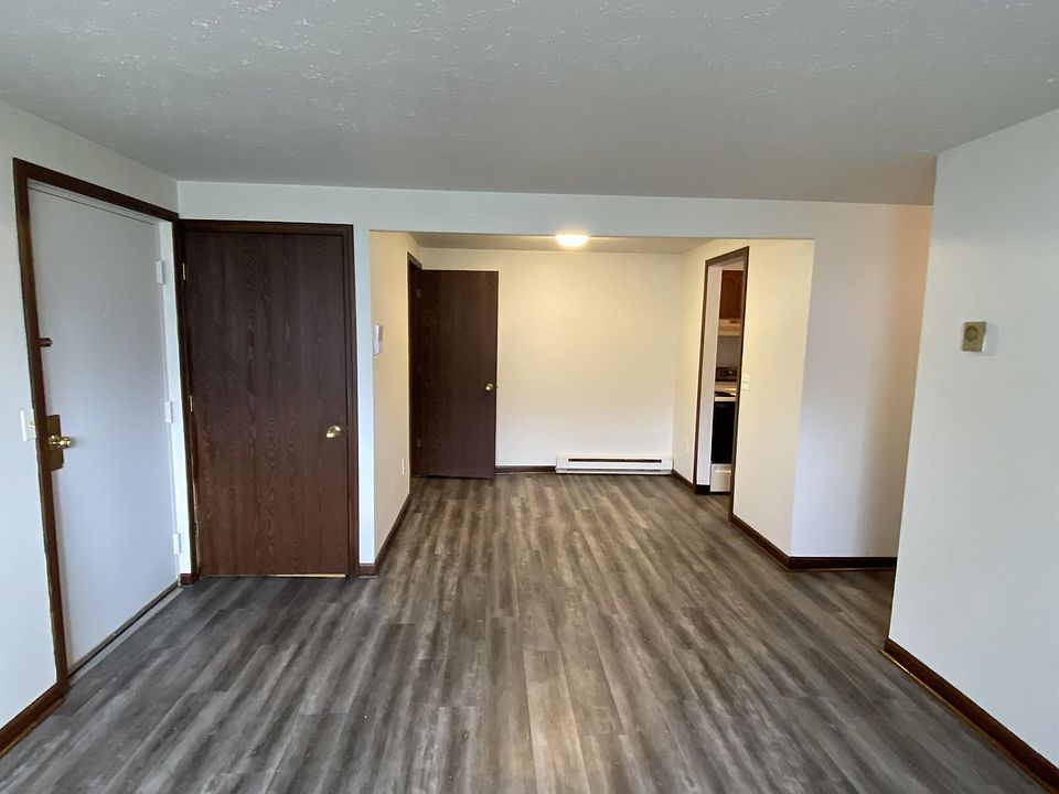 Living room / dining room
