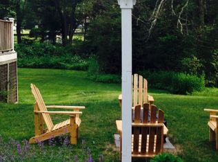 32 Church St, Upton, MA 01568