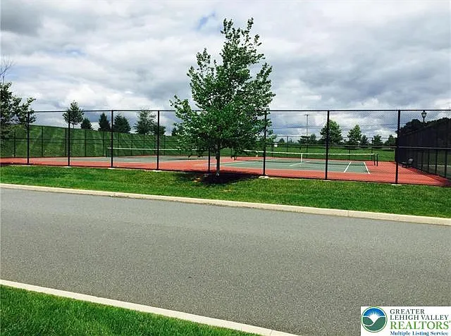 8484 Cromwell Ct — Photo 12
