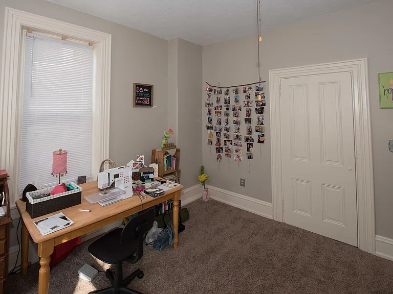 Bedroom / Office