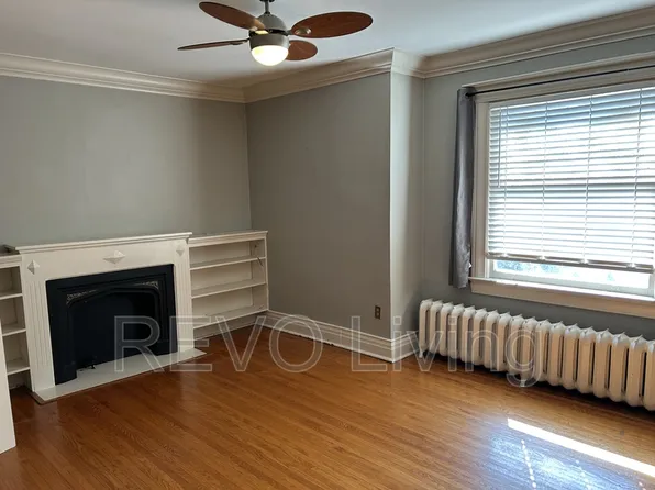 7 Centre St #St5, Saint Catharines, ON L2R 3A6