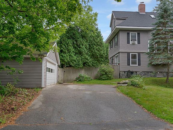 4th image of 141 Allen Avenue