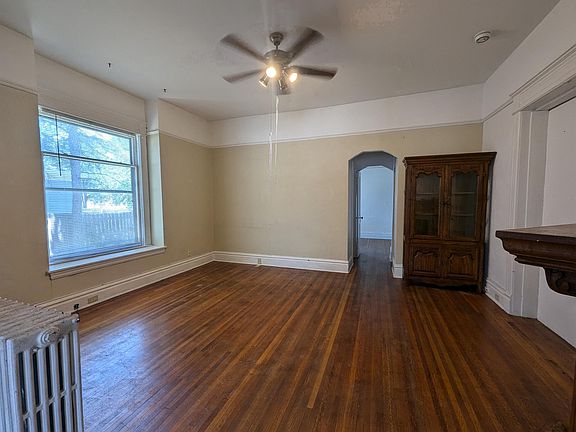 4th image of 1112 N Main St #1