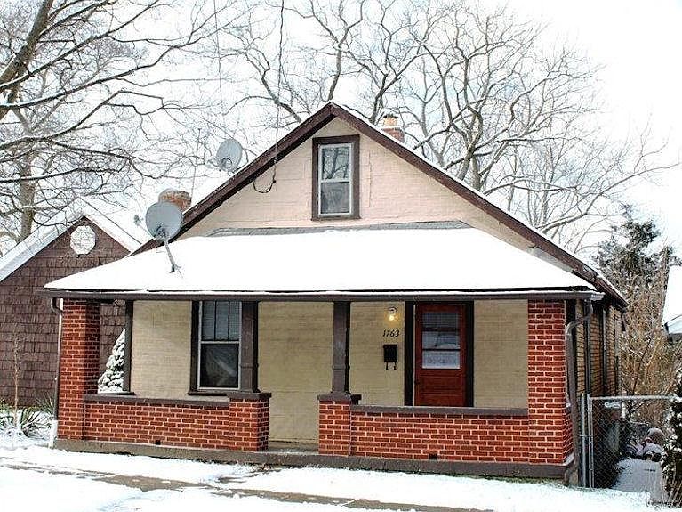 1st image of 1763 Parkamo Ave