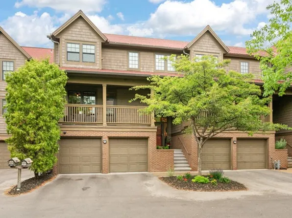 200 William St Unit 103, De Pere, WI 54115