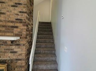 7135 W 84th St, Burbank, IL