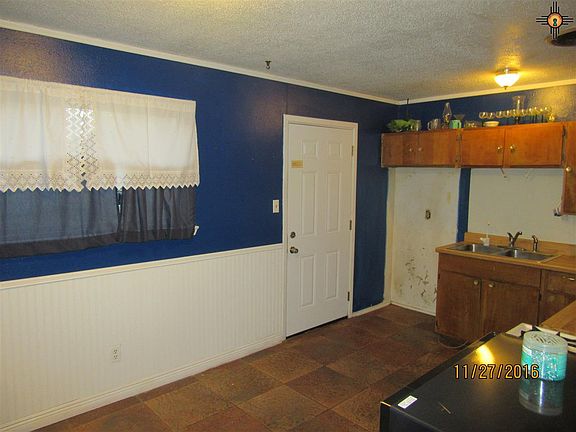 4th image of 201 E Taos St