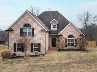 100 Mallard Point, Lebanon, TN 37087