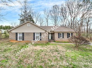 6812 Jameston Ct, Matthews, NC 28104