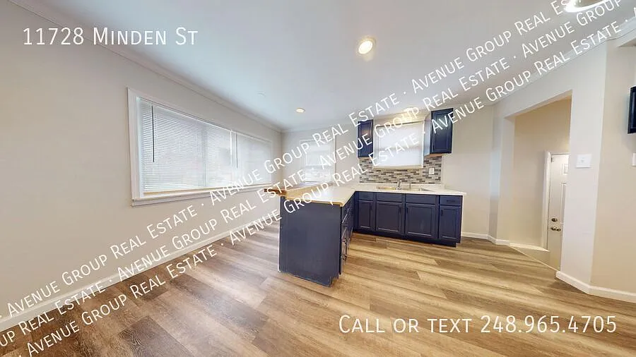 Building Photo - 11728 Minden St