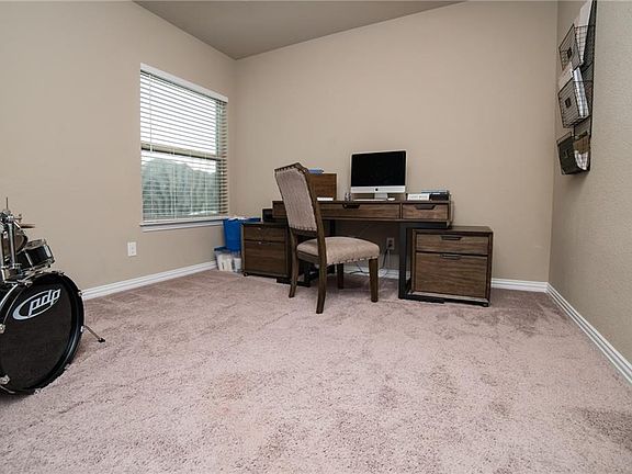 4th image of 9317 Tunilla Ct