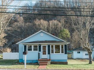 450 Indian Creek Rd, Cedar Bluff, VA 24609