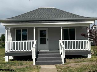 627 1st Ave, Bayard, NE 69334
