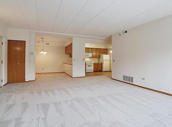 4th image of 7841 W 157th St Unit 201