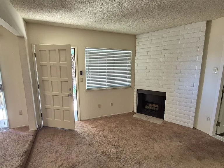 3332 Jayanne Way — Photo 27