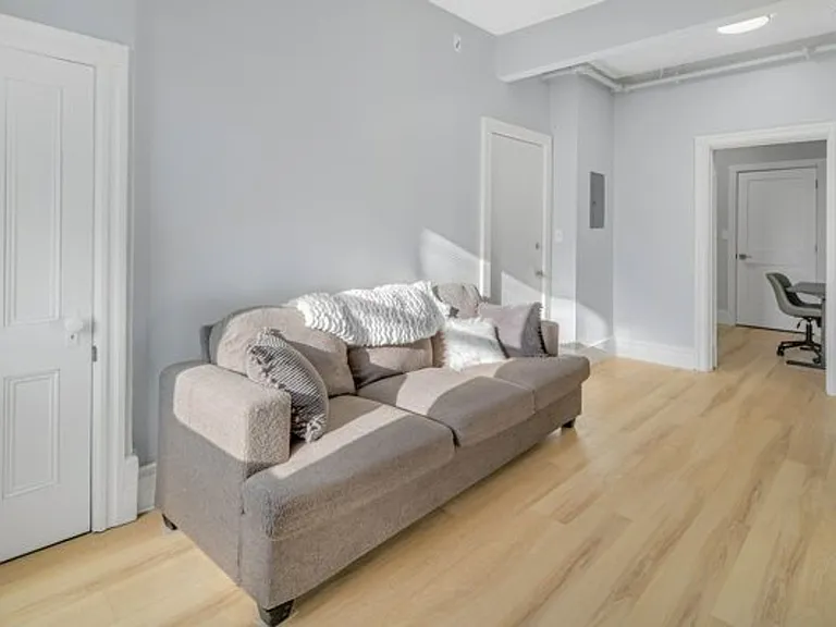 Quarry St. Apartments — Photo 26