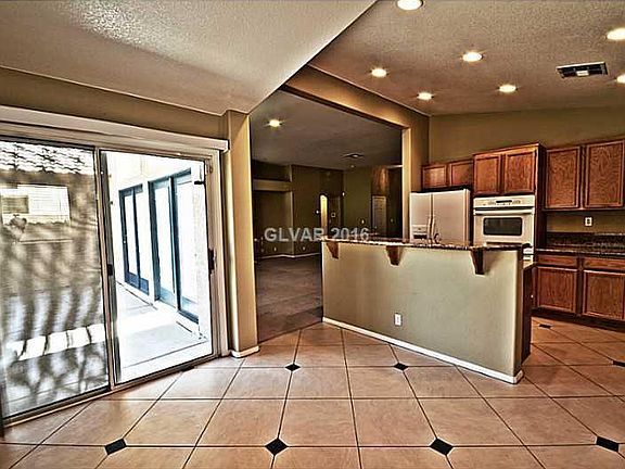 5th image of 6608 Night Owl Bluff Ave