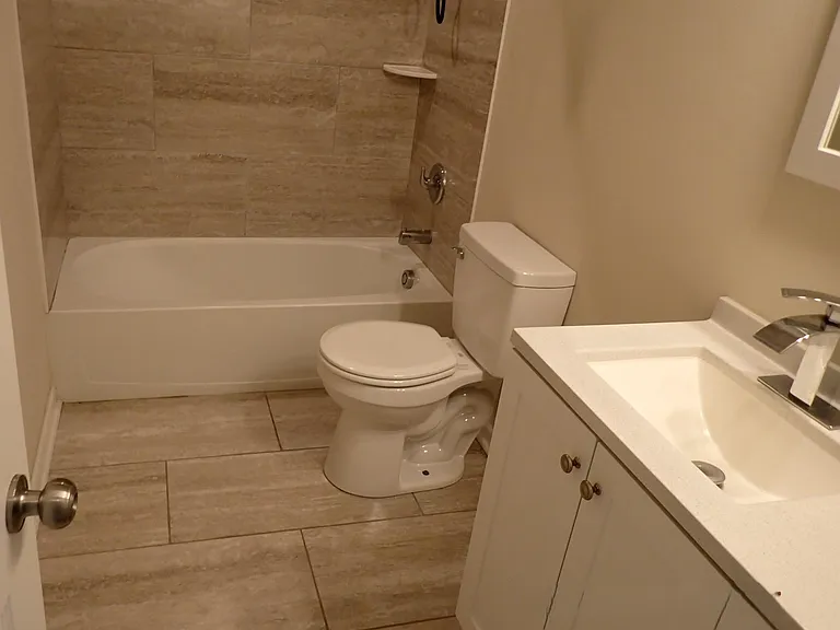 22064 Spring Valley Dr — Photo 11