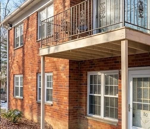 2nd image of 6 Colonial Road #80