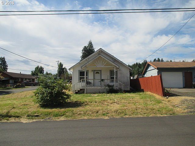2nd image of 435 SW Pioneer Dr
