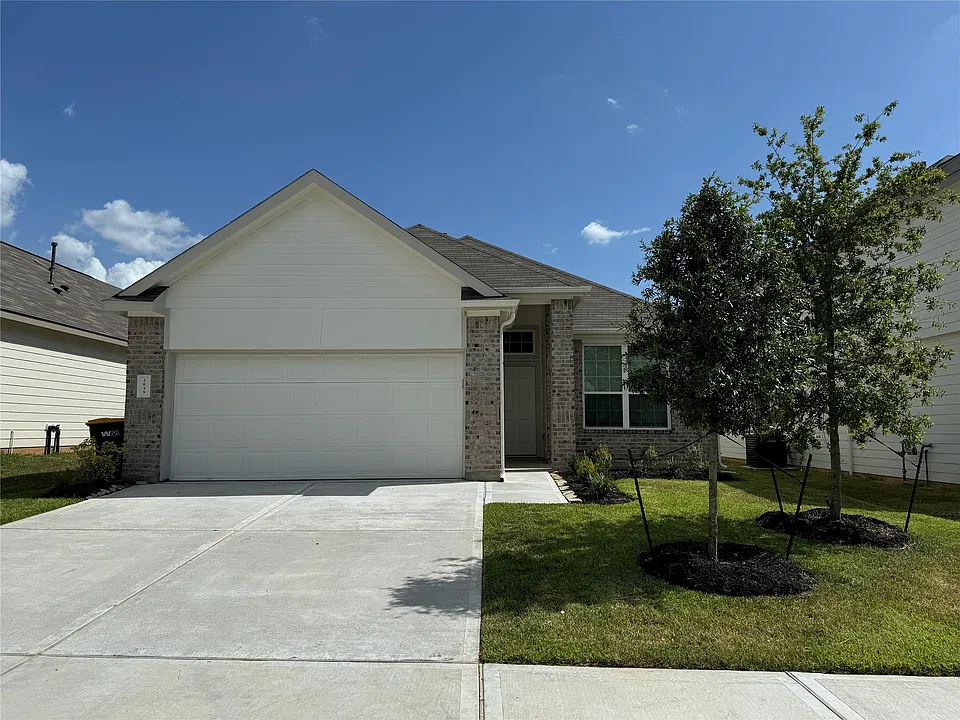 2839 Jacqueline Ln