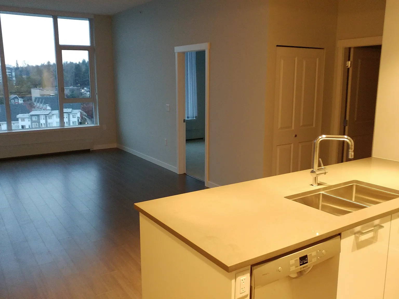 Rhythm 1206 - Top Floor with Water Views — Photo 4
