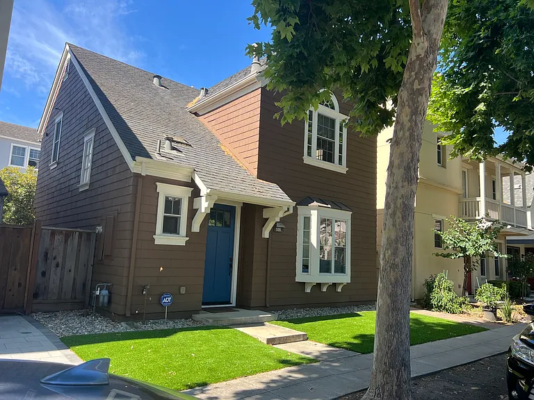 935 Rincon St — Photo 1