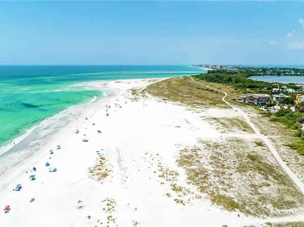 1 Benjamin Franklin Dr Penthouse 3, Sarasota, FL 34236